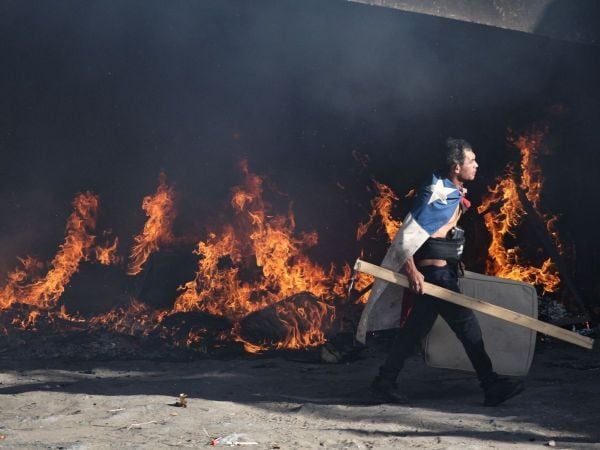 Ruco incendiado Río Mapocho.