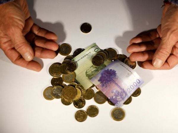 0,0%: inflación de febrero sorprende y registra nula variación