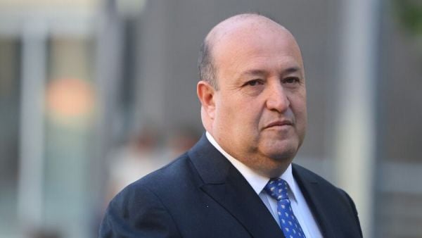 Guerra reconoce WhatsApp con Hermosilla pero 