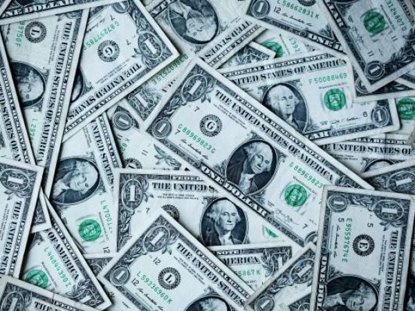 lunes negro dolar combustibles