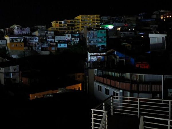 Masivo corte de luz afecta a Valparaíso