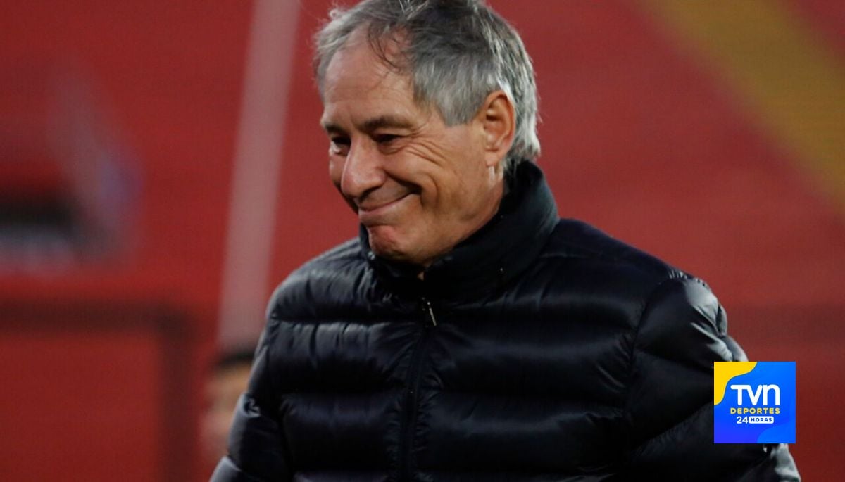 El sueldo de Ariel Holan en la UC y la diferencia con lo que recibía Paqui Meneghini en la U