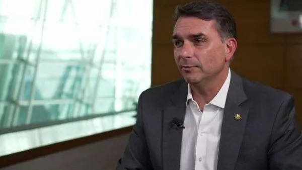 Flavio Bolsonaro: “Quiero dar continuidad al gobierno de mi padre”