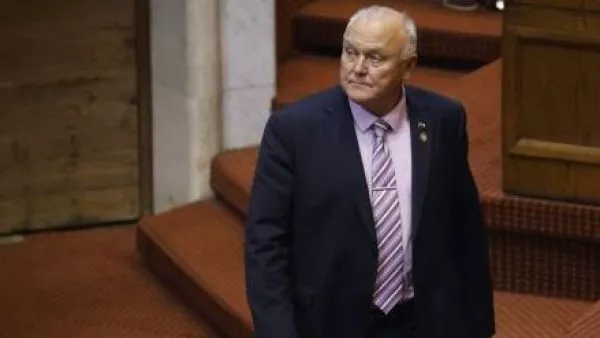 Senador Becker indultos