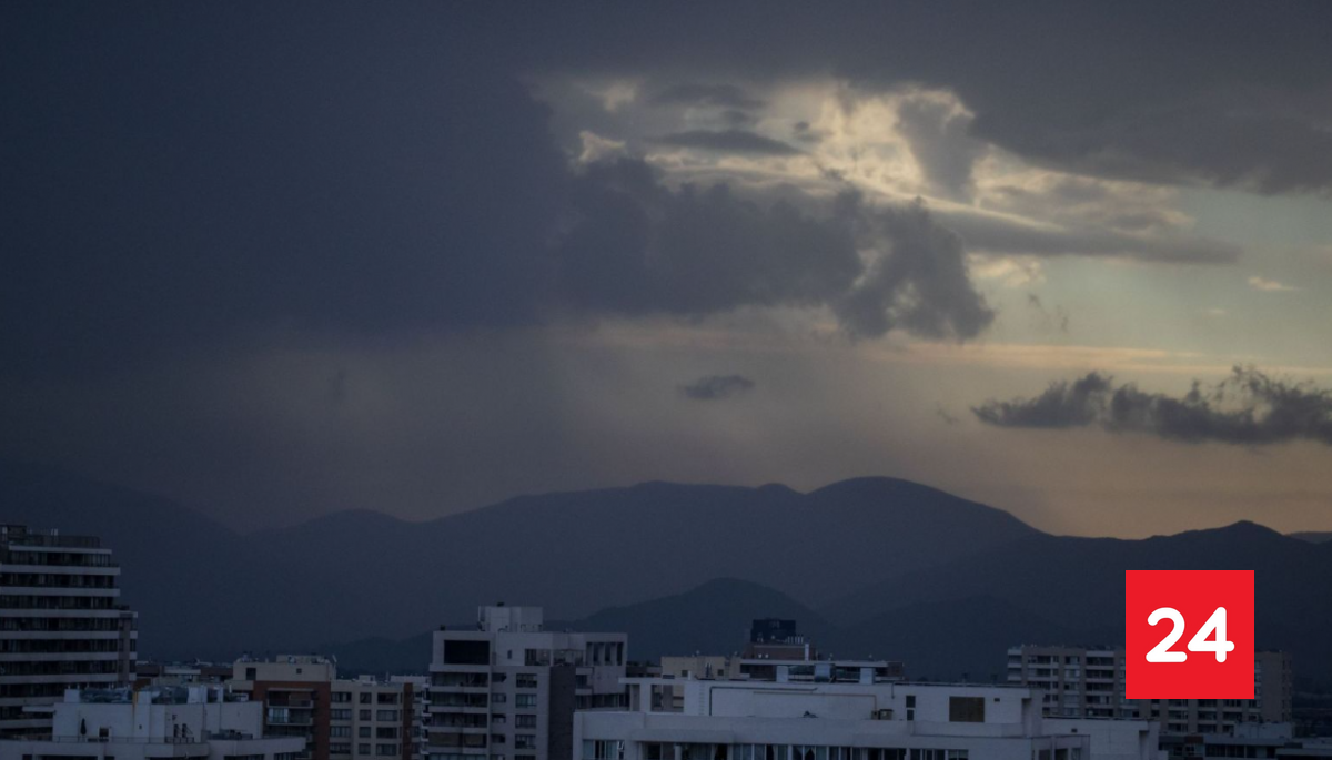 Incluye la Metropolitana: ¿hasta cuándo durarán los vientos de hasta 80 km/h en ocho regiones del país?