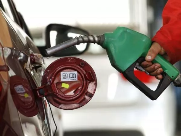 Alerta por alza de combustibles: ¿qué pasará con el Mepco?