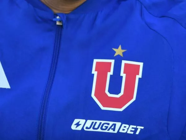 Buzo de la Universidad de Chile