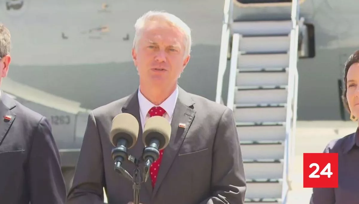 Presidente Kast: "Tenemos más de 850 mil personas sin trabajo formal, ¿la negociación ramal es urgente hoy día? Nosotros creemos que no"