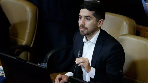 Diputado Santana cuestionó las medidas del Gobierno