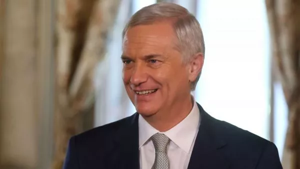 Kast por propuesta de eliminar feriados irrenunciables.