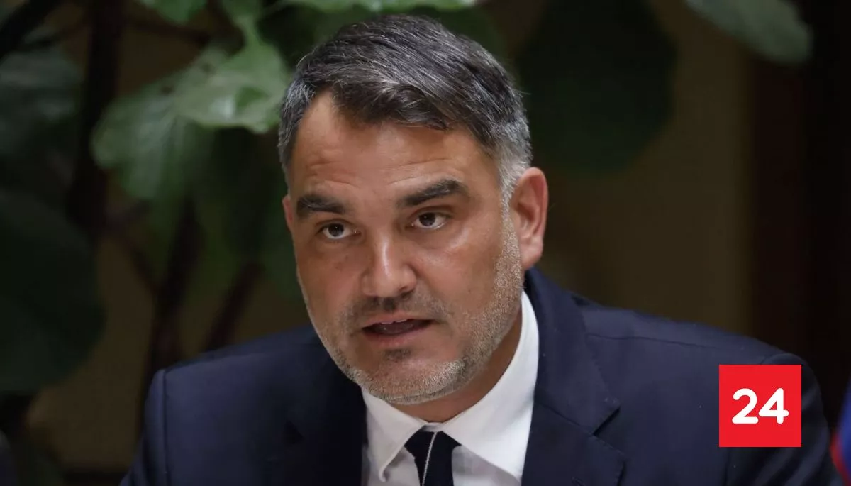 "Utiliza el dolor de mi familia": la respuesta de Macaya a emplazamientos por su padre