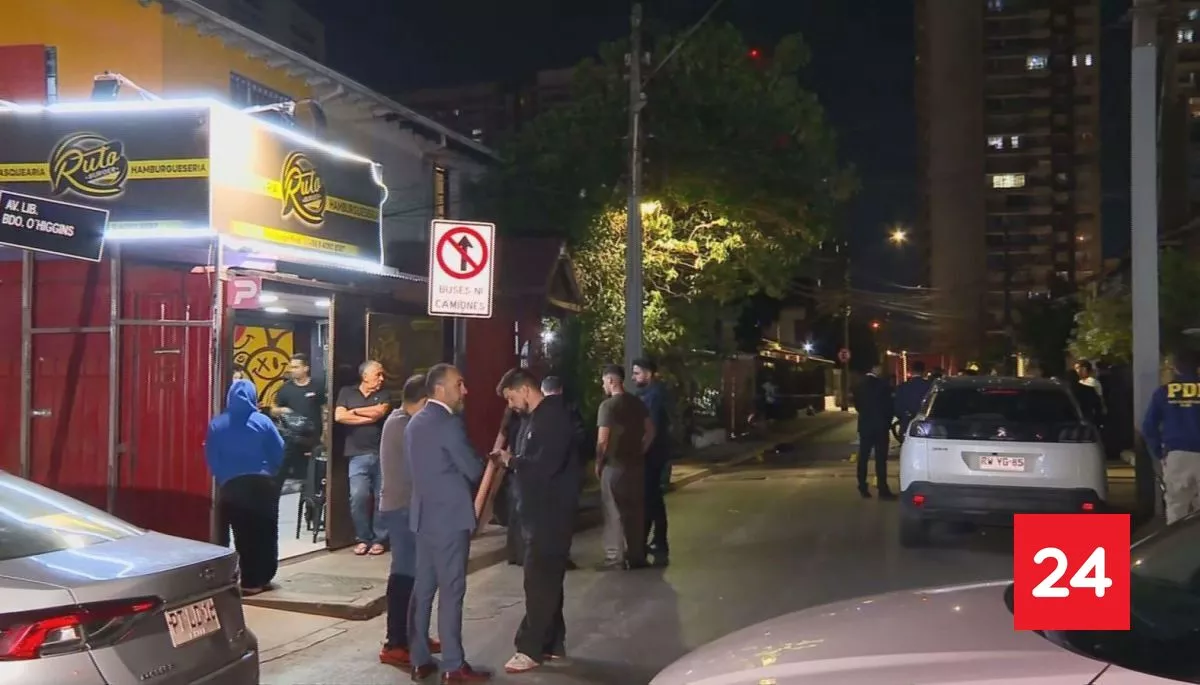 Funcionario de la PDI frustró robo al interior de un local de comida rápida en Estación Central