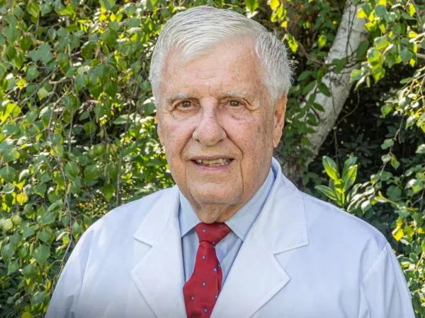 Attila Csendes gana el Premio Nacional de Medicina 2026.