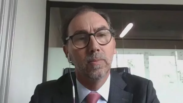 Raúl Figueroa respalda apurar cobro a morosos del CAE