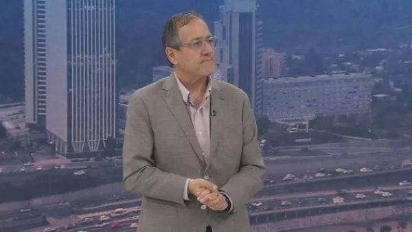 Harald Beyer cobro del CAE