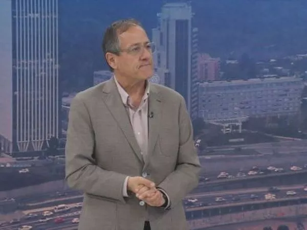 Harald Beyer cobro del CAE