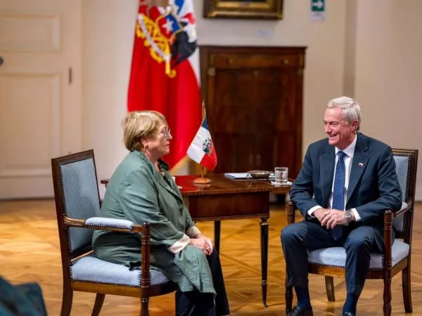 Kast Bachelet La Moneda