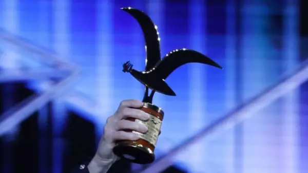 Reconocida cantante internacional revela la razón por la que se bajó de Viña 2026