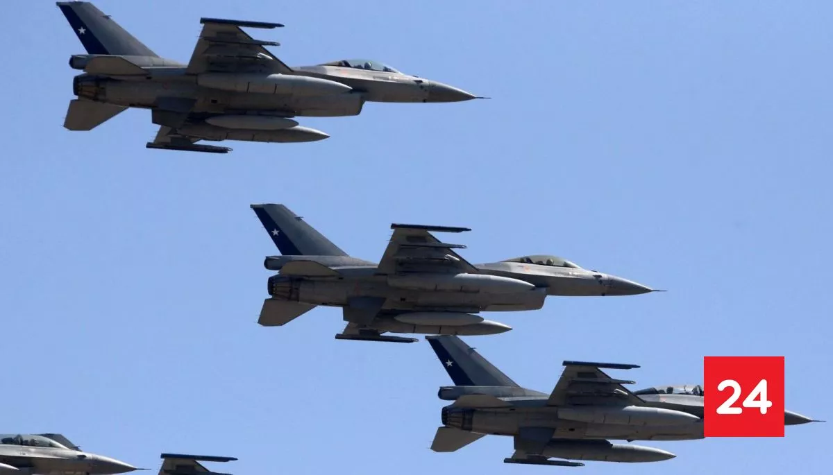 FACH celebra 96 años con desfile aéreo en Santiago: dónde verlo y a qué hora