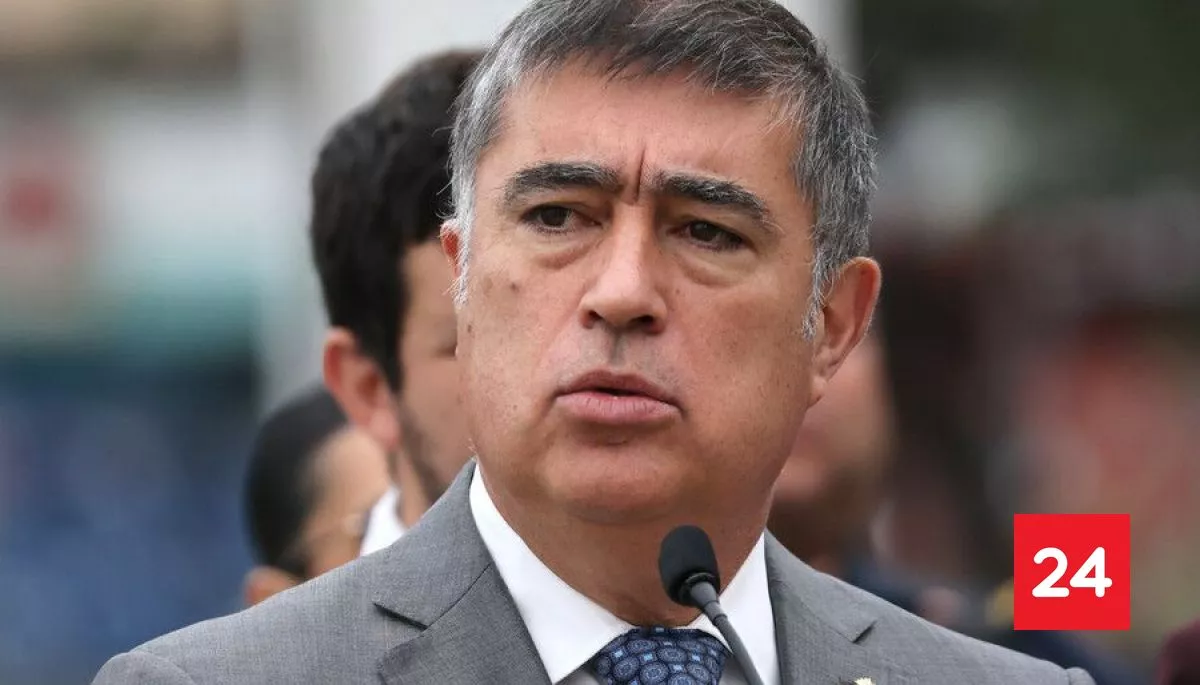 Mario Desbordes renuncia a Renovación Nacional tras 26 años de militancia