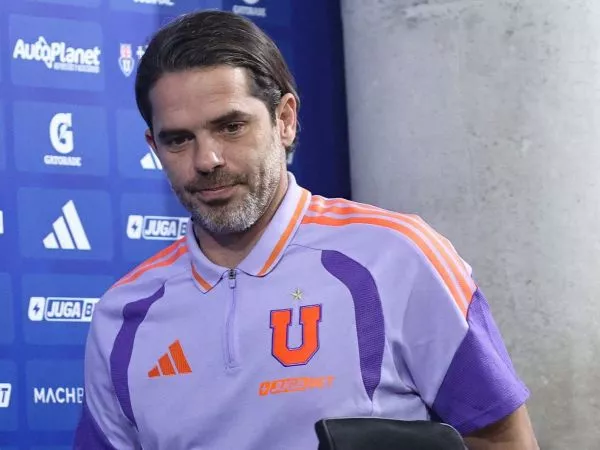 Fernando Gago en su presentación como DT de la Universidad de Chile