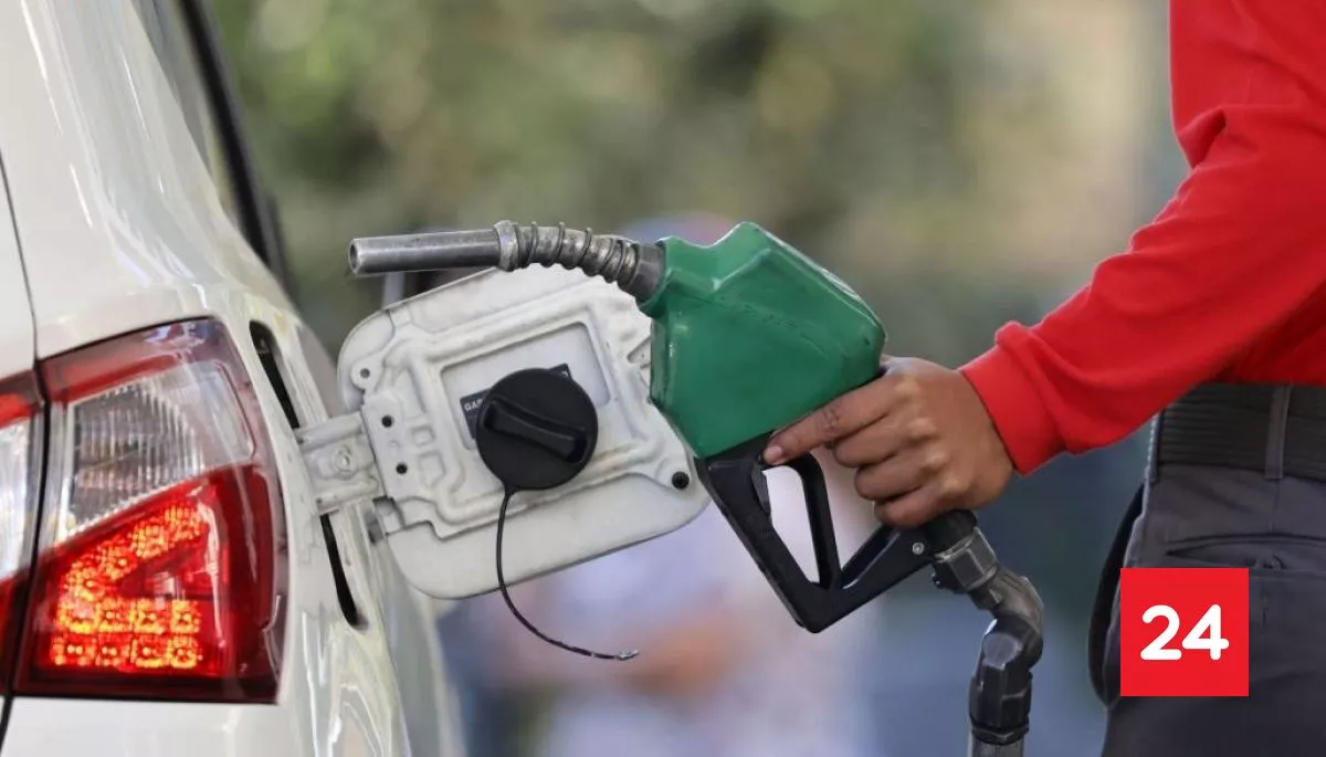 Bencina subirá $370 y diesel $570 por litro a partir del jueves