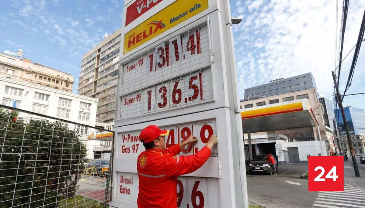 #Economía

De 97 a 93 octanos: qué pasa si cambio de octanaje para ahorrar bencina

Más detalles ⬇️