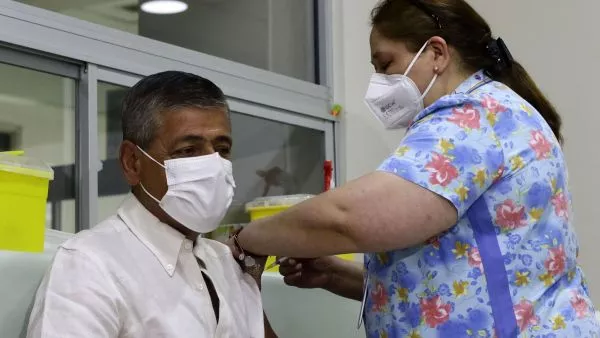 Gobierno ordena uso obligatorio de mascarillas en servicios de urgencia