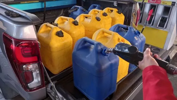 ¿Cuánto tiempo se puede guardar un bidón con bencina?