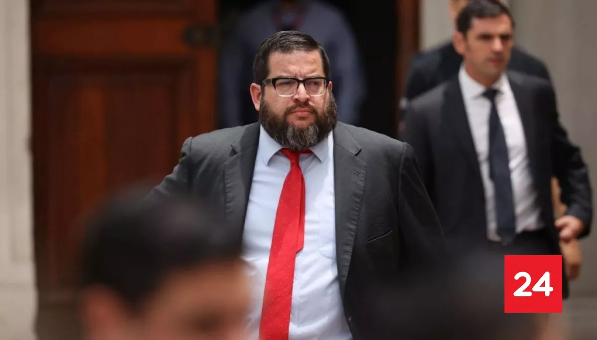 #Nacional 

Quién es el responsable del polémico posteo del Gobierno en redes sociales: 