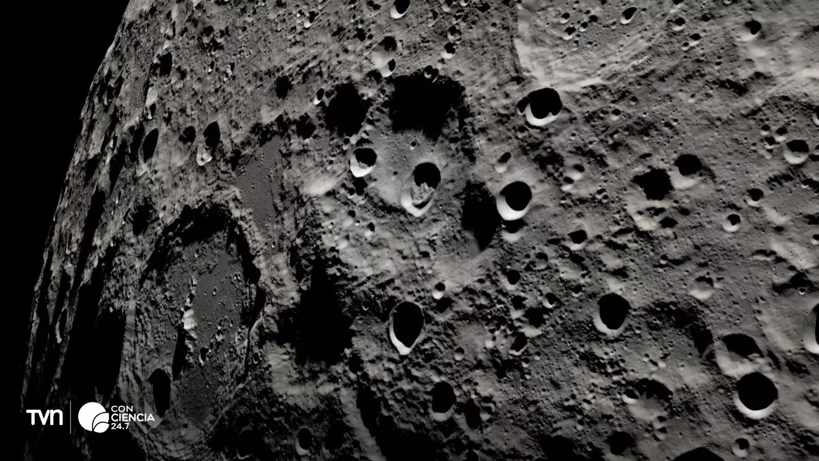 La NASA planea tener una base lunar permanente antes de 2030.