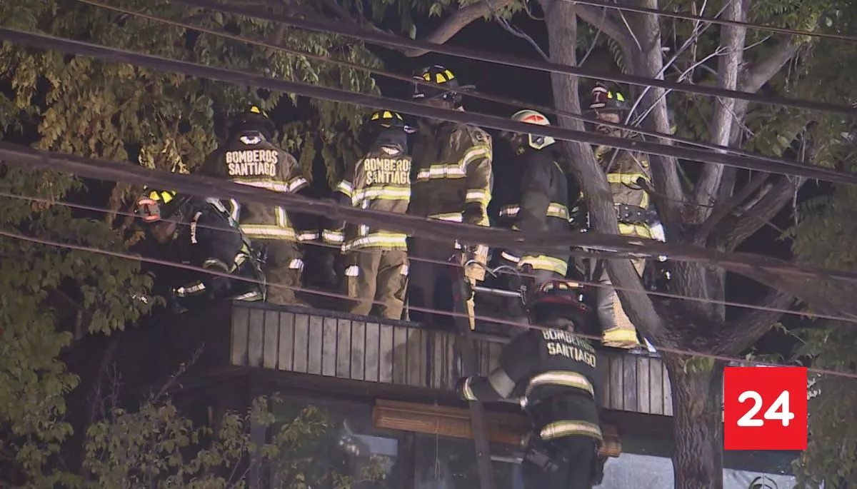 Incendio en hogar de ancianos deja un fallecido y seis heridos en Providencia