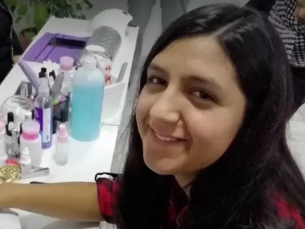 habla padre de joven golpeada y atropellada en Valparaíso