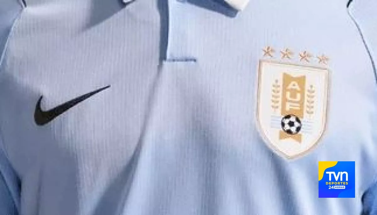 RT @24HDeportesTVN: Uruguay estrena indumentaria ante Inglaterra: Así es la 