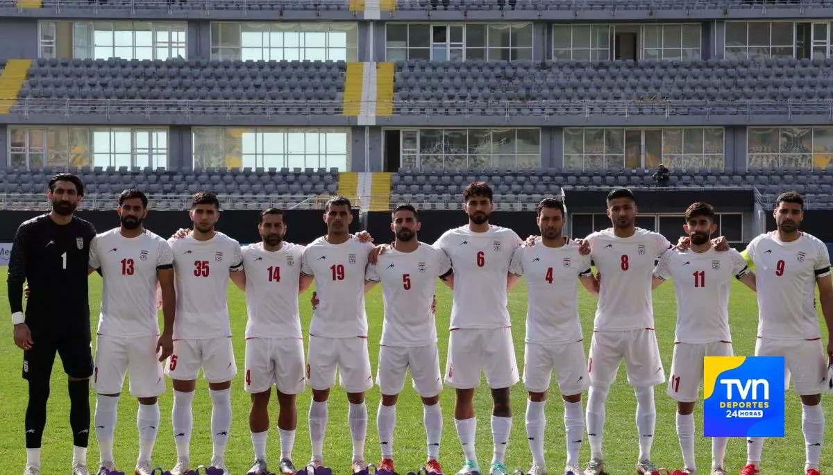 RT @24HDeportesTVN:  El estremecedor homenaje de la Selección de Irán a víctimas de bombardeo a una escuela