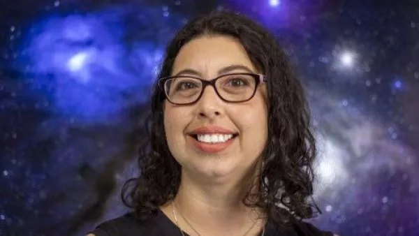 Astrónoma Penélope Longa