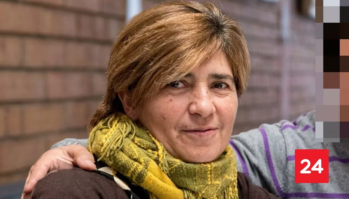 #Regiones 

La historia de María Victoria Reyes, inspectora asesinada tras ataque en colegio de Calama

Más detalles ⬇