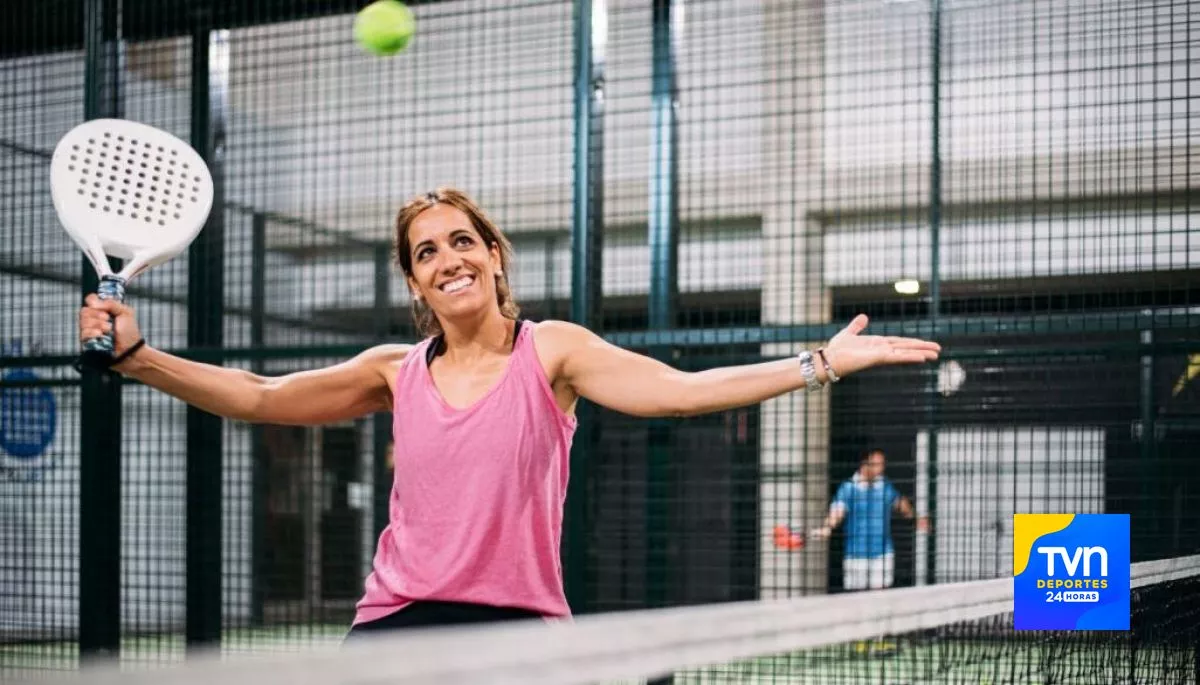 Mujeres y deporte: pádel lidera preferencias y fines de semana concentran mayor actividad