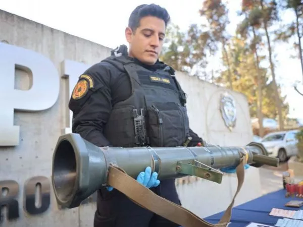 detienen a banda de microtráfico que tenía dos lanzacohetes