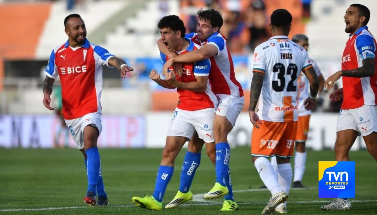 Universidad Católica derrotó a Cobresal y así quedó la tabla de posiciones de la Copa de la Liga