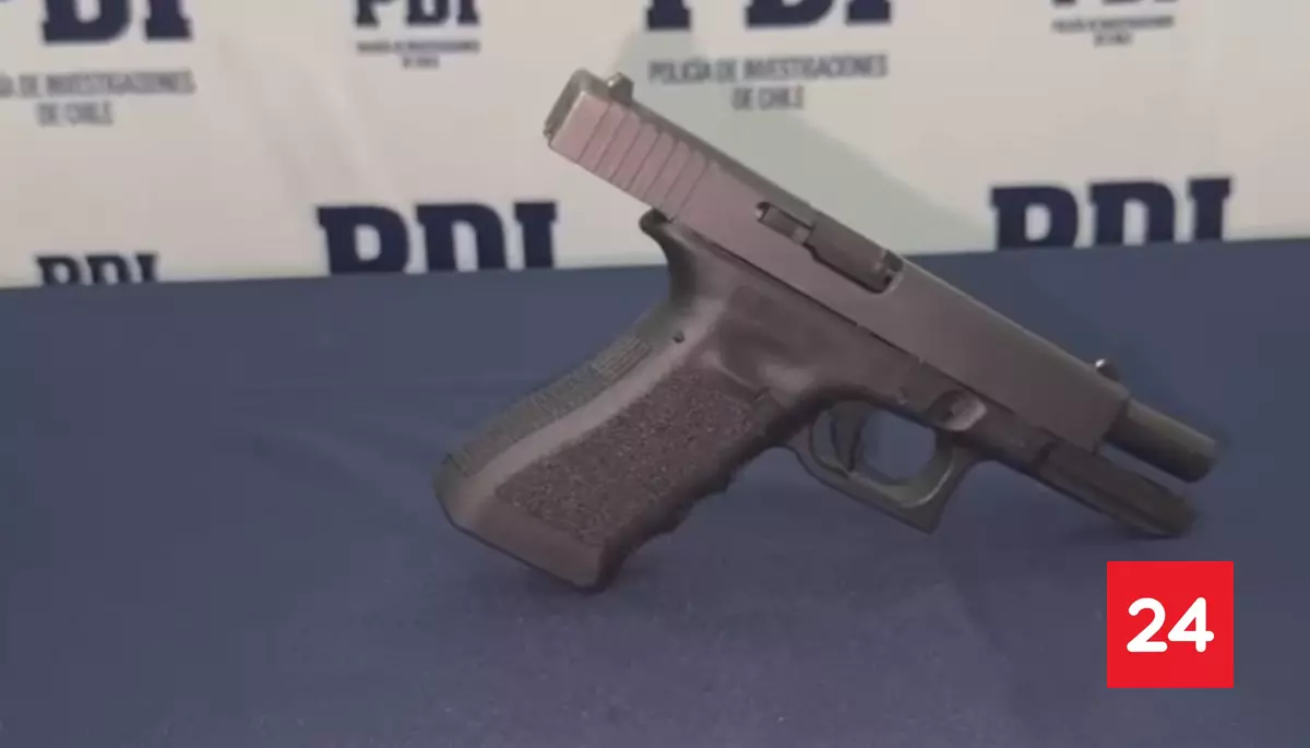 “Apta para el disparo”: detienen a estudiante de colegio de Rancagua con arma y munición