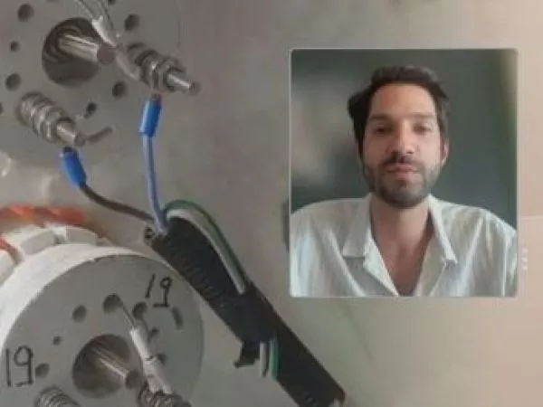 Premios Avonni: “Bluera”