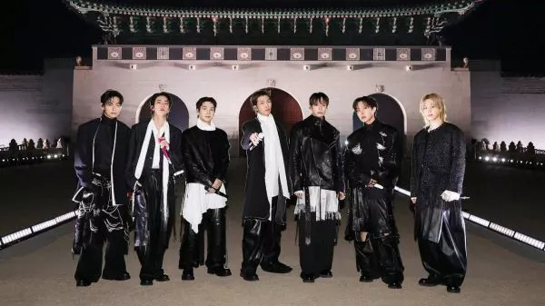 BTS posando para su gira