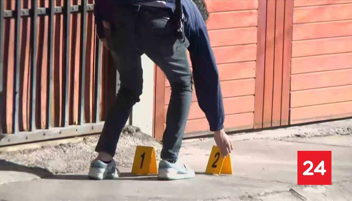 #Regiones 

Estudiante de 13 años estaría en riesgo vital tras ser apuñalado por su compañero en Calama 

Más detalles ⬇