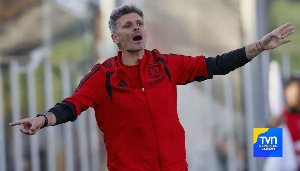 "Insufrible": Hinchas de Colo Colo apuntaron contra Fernando Ortiz pese a triunfo