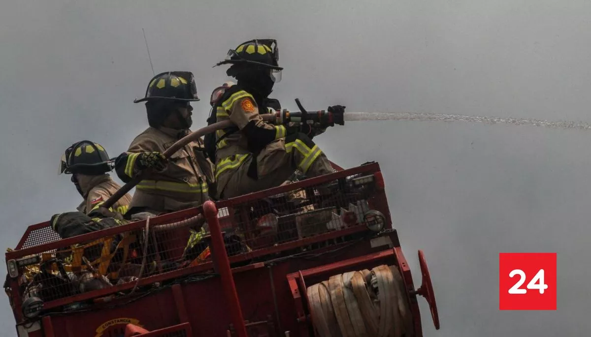 ⭕ #Ahora24H 

Declaran Alerta Roja en la comuna de San José de Maipo por un incendio forestal

Más detalles ⬇