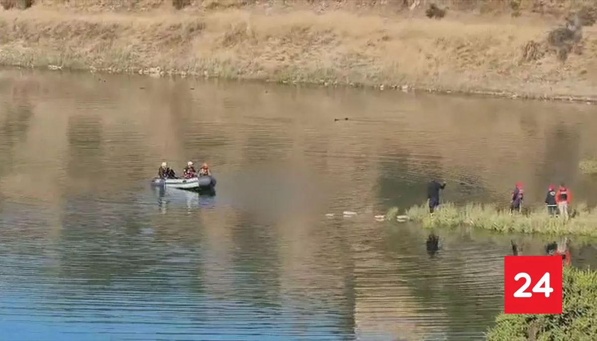 Zona no apta para baño y cercada con señalética: qué se sabe del hallazgo de un cadáver en tranque de Lo Barnechea