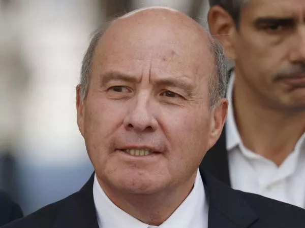 Ministro Quiroz afirma que pagos del CAE se sextuplicaron tras anuncio de cobro