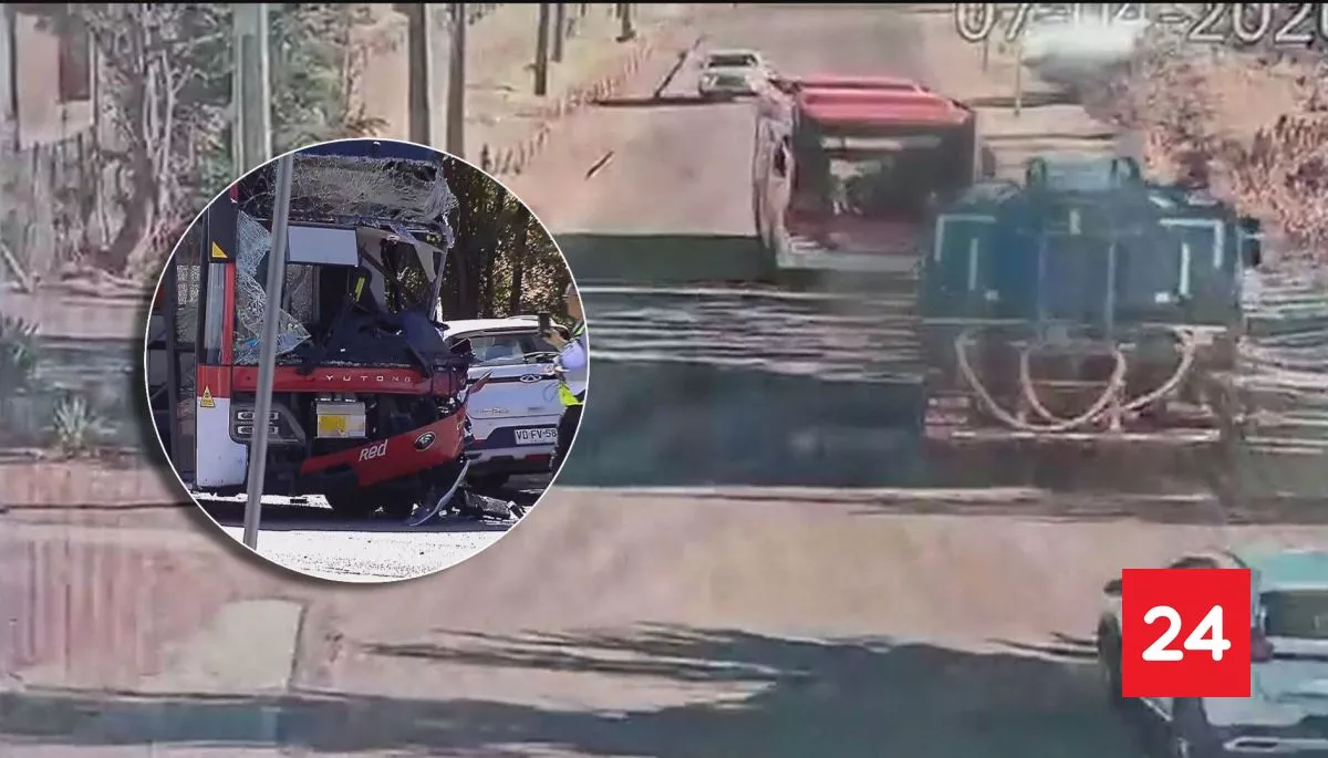 #Nacional 

El VIDEO del mortal choque de micro con camión aljibe en Pudahuel

Más detalles ⬇️