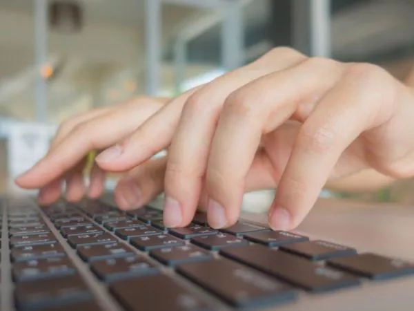 Cursos de empleabilidad digital. Computador